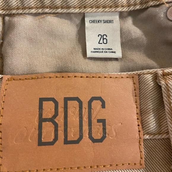 BDG Tan Denim Shorts - Picture 4 of 5